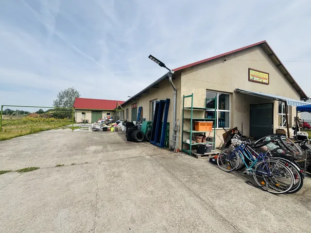 Eladó kereskedelmi és ipari ingatlan Cegléd 454 nm