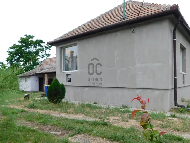 Eladó ház Tápióság 64 nm
