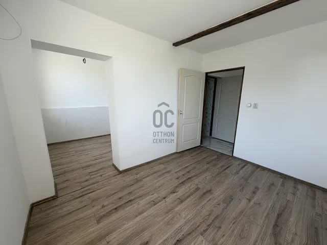 Eladó ház Újszász 119 nm