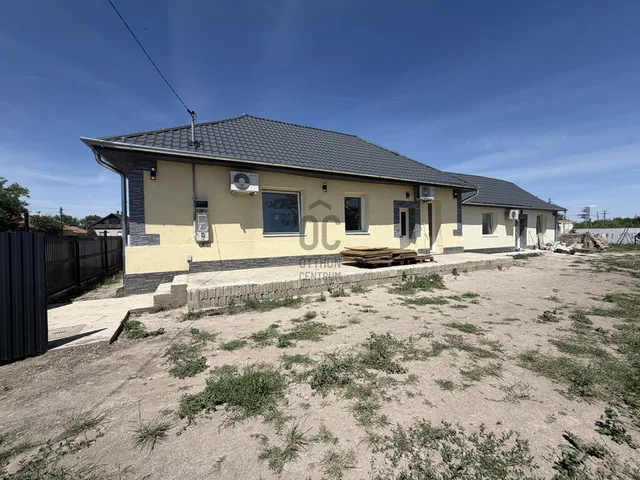 Eladó ház Újszász 119 nm