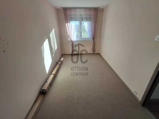 Eladó lakás Cegléd 55 nm