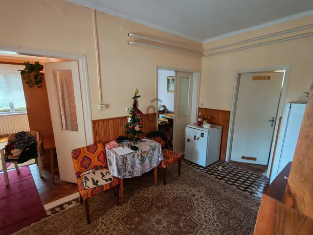Eladó ház Jászkarajenő 81 nm