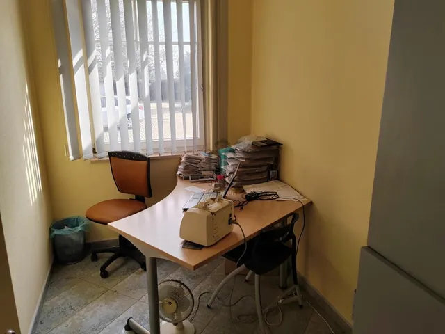 Eladó kereskedelmi és ipari ingatlan Abony 192 nm