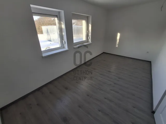 Eladó lakás Abony 69 nm