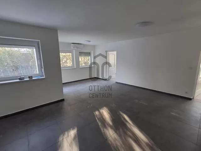 Eladó lakás Abony 69 nm