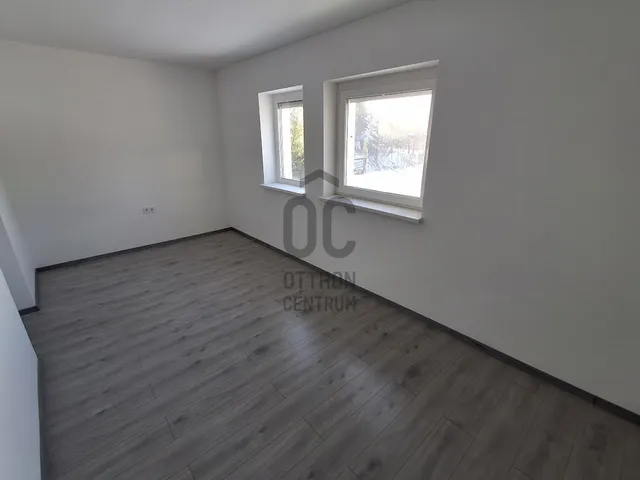 Eladó lakás Abony 69 nm