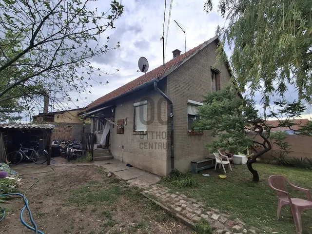 Eladó ház Cegléd 57 nm