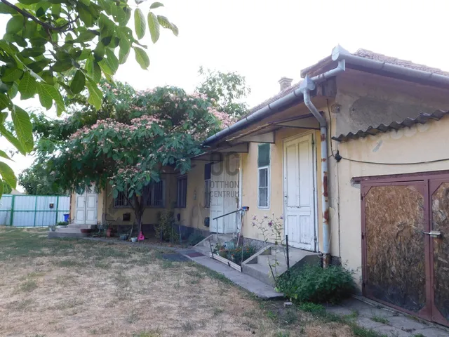 Eladó ház Cegléd 123 nm