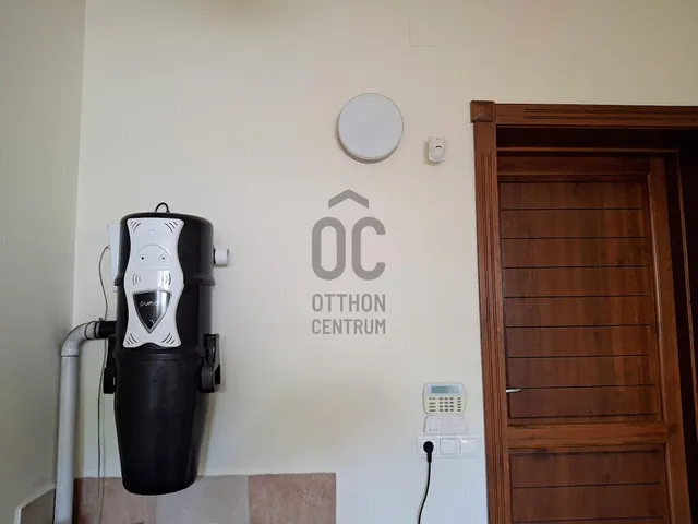 Eladó ház Cegléd 222 nm