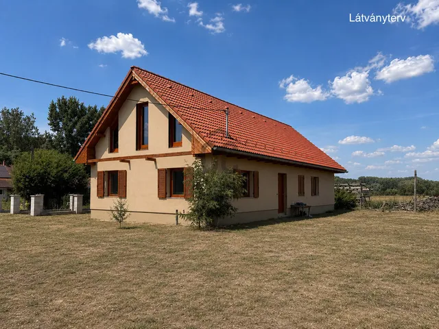 Eladó ház Csemő 180 nm