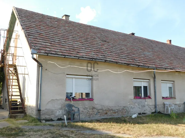Eladó ház Tápiószentmárton 90 nm