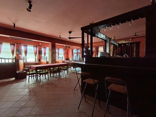 Eladó kereskedelmi és ipari ingatlan Farmos 178 nm