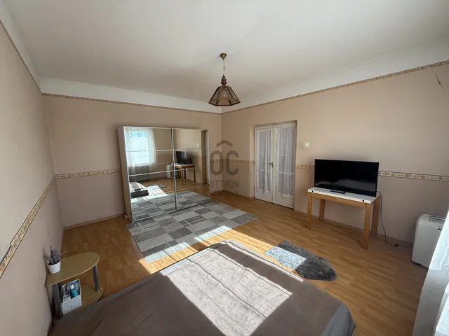Eladó ház Cegléd 165 nm