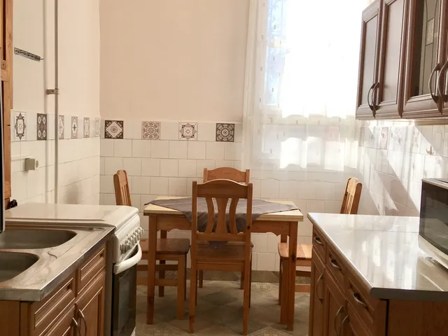 Eladó lakás Cegléd 56 nm
