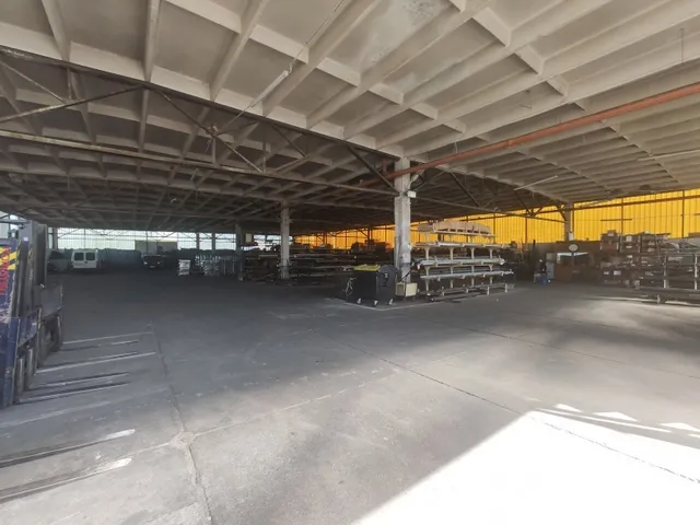 Kiadó kereskedelmi és ipari ingatlan Makó 2200 nm