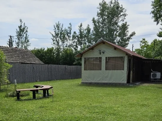 Eladó mezőgazdasági ingatlan Szeged, Subasa 30 nm