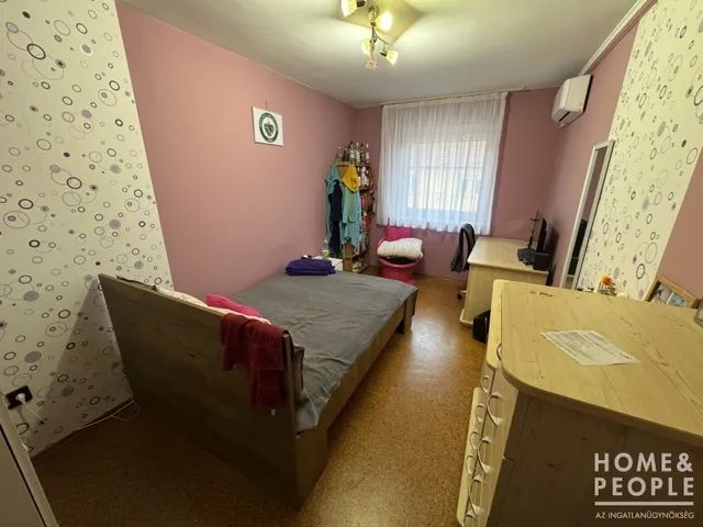 Eladó ház Szeged, Alsóváros 162 nm