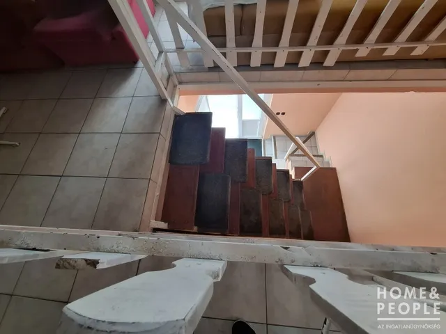 Eladó kereskedelmi és ipari ingatlan Szeged, Subasa 170 nm