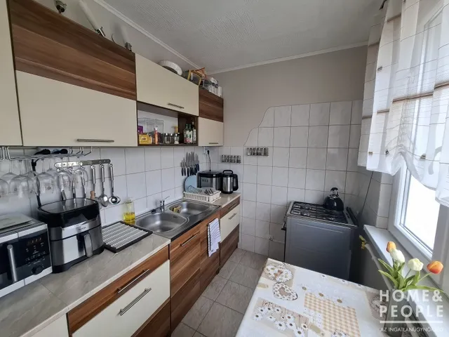 Eladó lakás Szeged, Tarján 71 nm