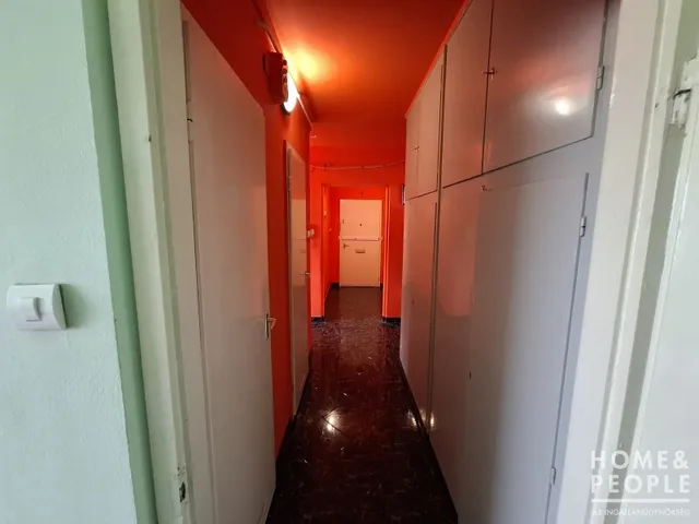 Eladó lakás Szeged, Tarján 72 nm