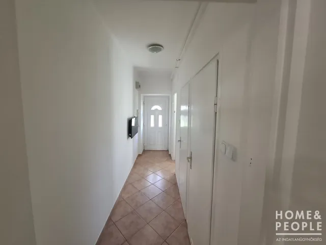 Eladó lakás Szeged, Felsőváros 38 nm