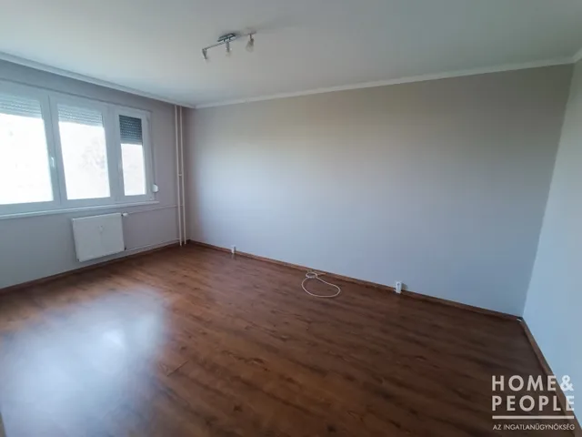 Eladó lakás Szeged, Makkosház 47 nm