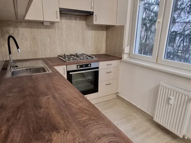 Eladó lakás Szeged, Makkosház 60 nm