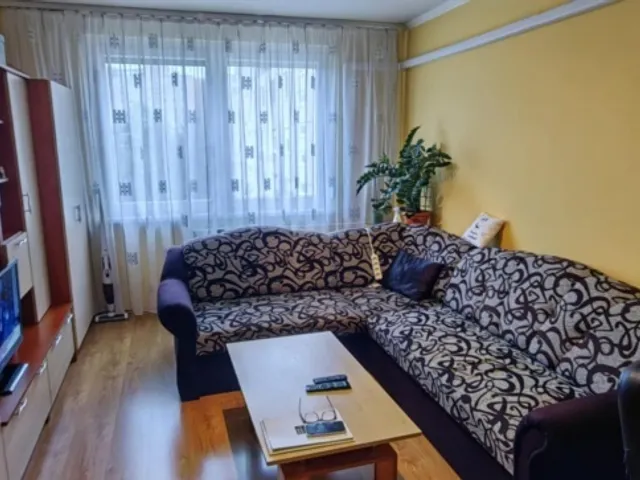 Eladó lakás Szeged, Makkosház 48 nm