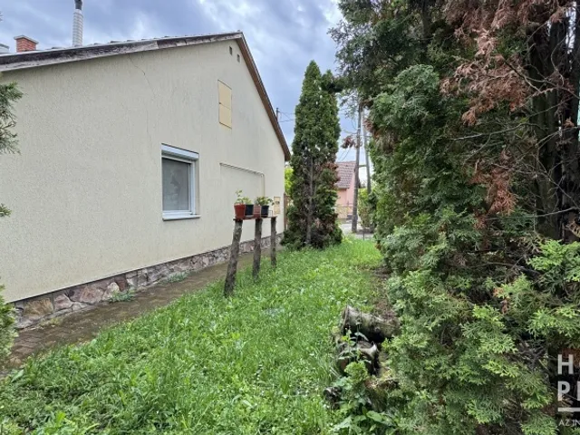 Eladó ház Szeged, Kecskés István-telep 70 nm