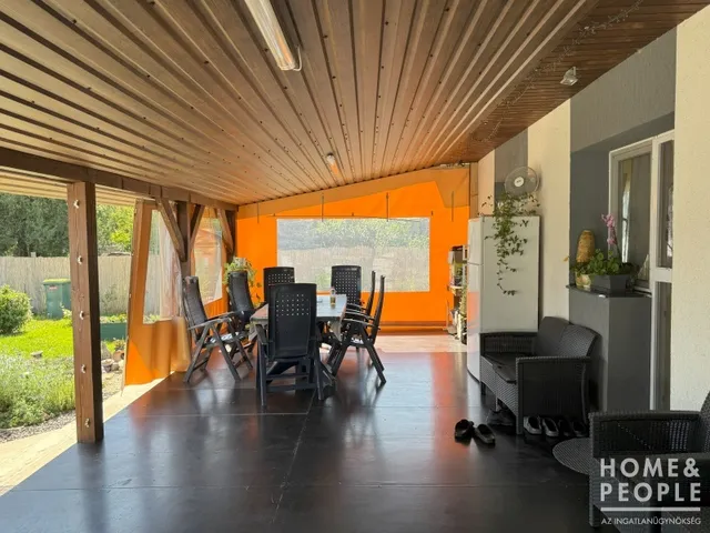 Eladó ház Deszk 170 nm