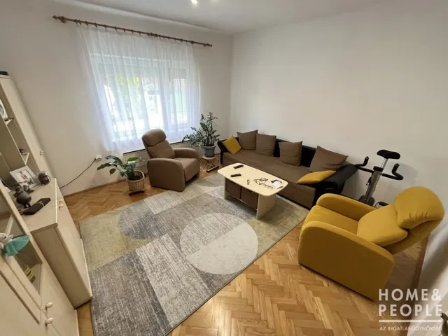 Eladó ház Algyő 110 nm