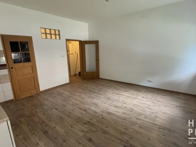 Eladó lakás Szeged, Alsóváros 30 nm