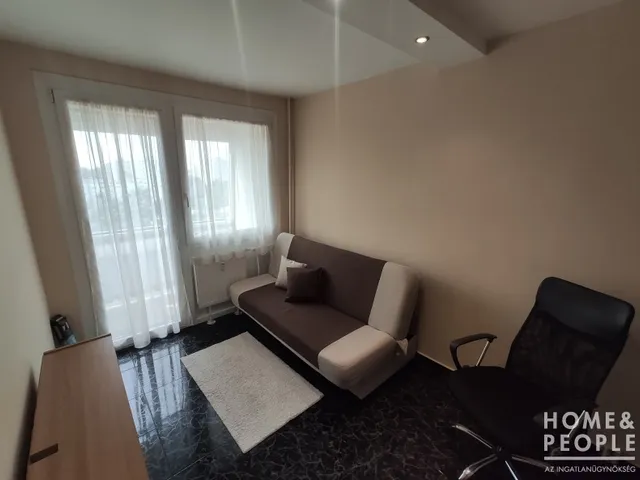 Kiadó lakás Szeged, Makkosház 47 nm