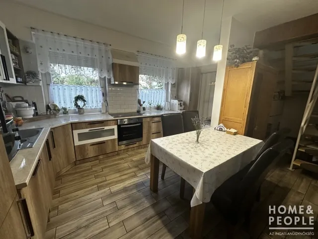 Eladó ház Hódmezővásárhely 95 nm