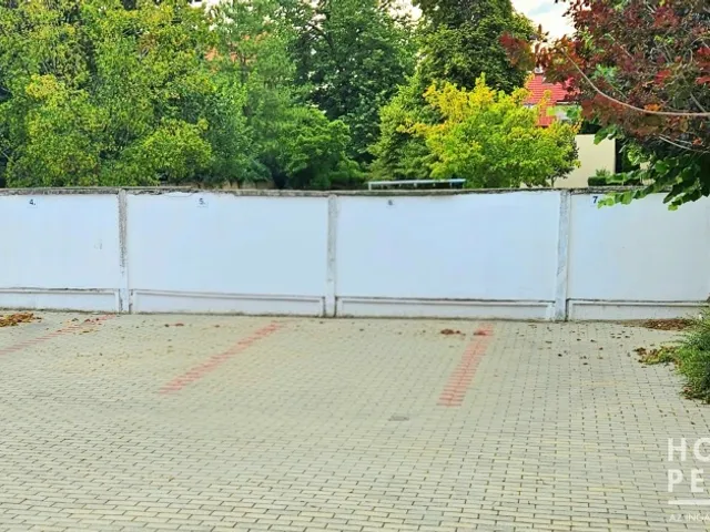 Eladó garázs Szeged, Belváros 14 nm