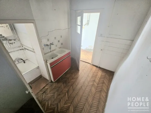 Eladó ház Szeged, Alsóváros 42 nm