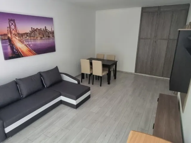Kiadó lakás Szeged, Alsóváros 42 nm