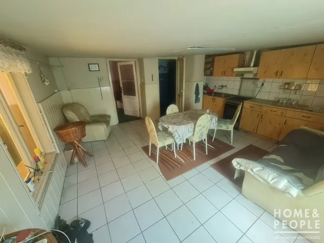 Eladó ház Hódmezővásárhely 185 nm