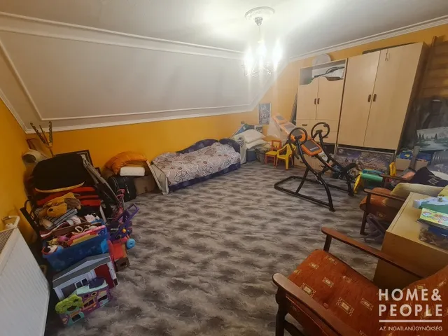 Eladó ház Hódmezővásárhely 180 nm
