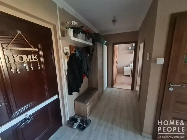 Eladó lakás Szeged, Makkosház 48 nm