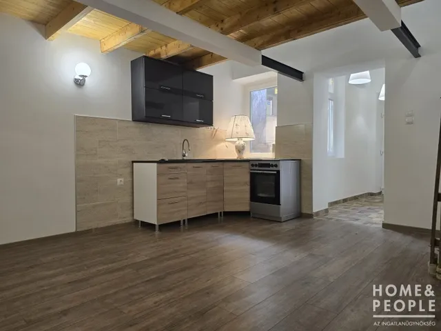 Eladó lakás Szeged 35 nm