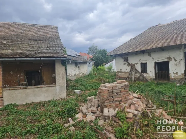 Eladó ház Hódmezővásárhely 100 nm