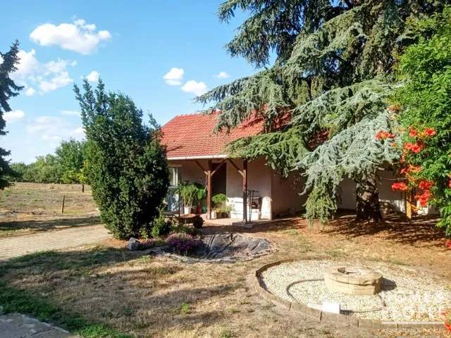 Eladó ház Deszk 120 nm