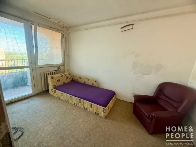 Eladó lakás Szeged, Makkosház 47 nm