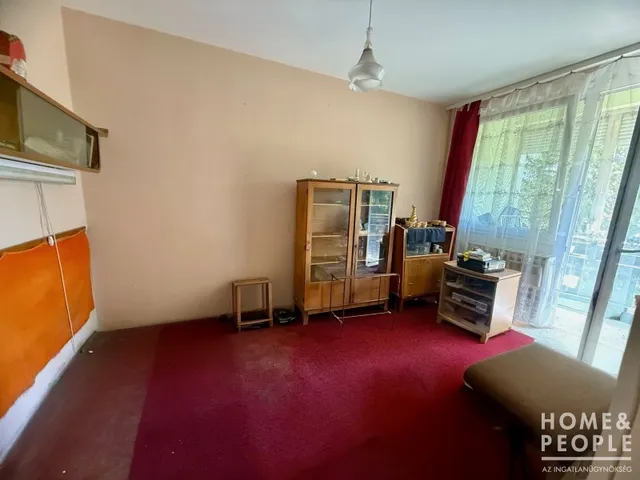 Eladó lakás Szeged, Makkosház 47 nm