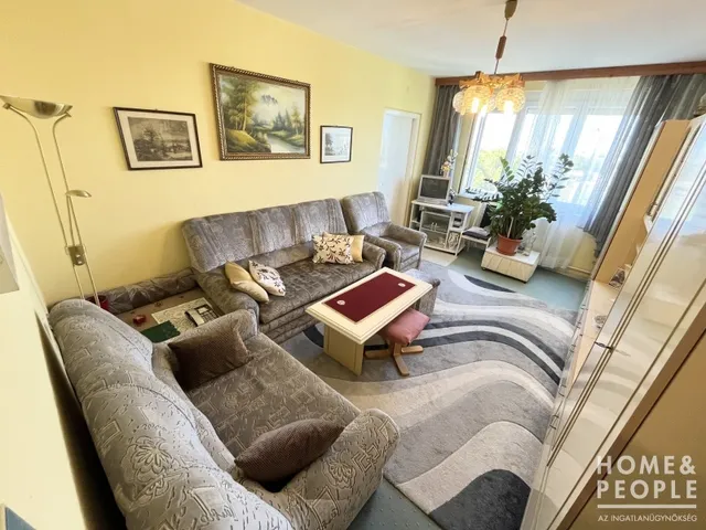 Eladó lakás Szeged, Tarján 73 nm