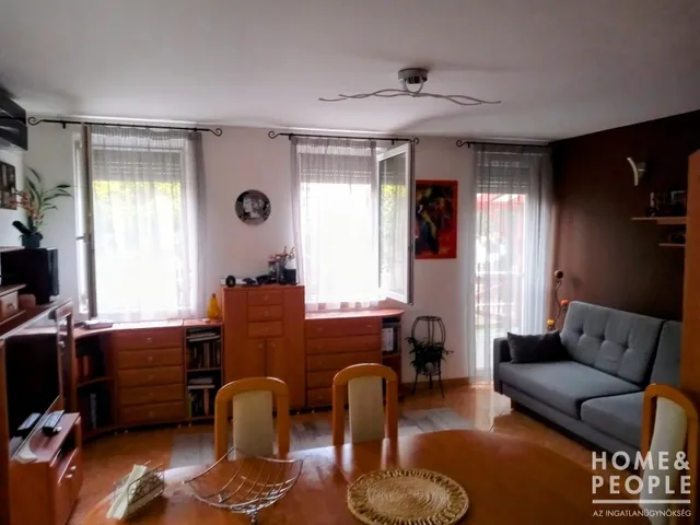 Eladó lakás Szeged 65 nm