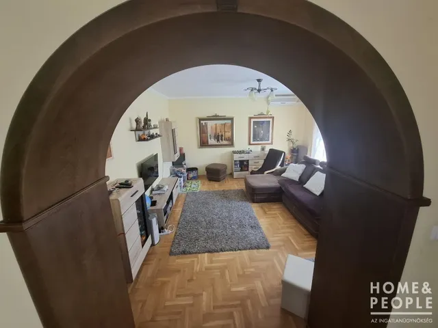Eladó ház Sándorfalva 170 nm