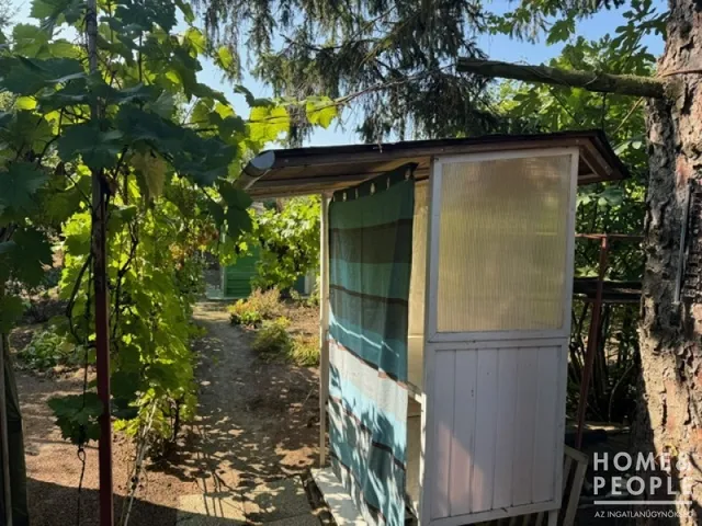 Eladó mezőgazdasági ingatlan Szeged, Újszeged 30 nm