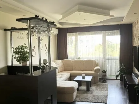 Eladó lakás Szeged, Tarján 60 nm